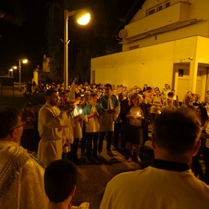 Procesija u čast Gospe Fatimske ulicama župe u Trnovčici